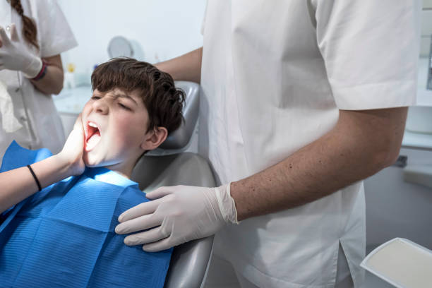 Best Emergency Dental Care for Broken or Chipped Teeth in Lyndonville, VT